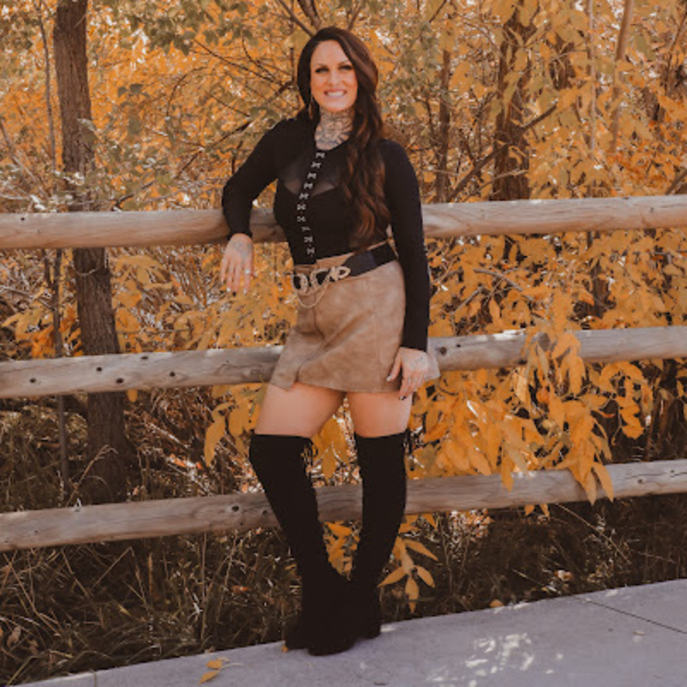 Meet your Posher, Chelea